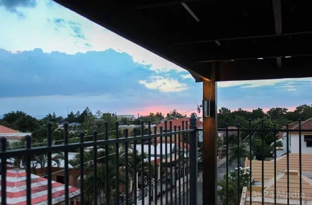 Hotel Casa Jum Terrace with view of Santiago